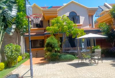4 Bed Townhouse with En Suite in Runda