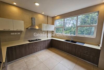 4 Bed Apartment with En Suite in Westlands Area - 4