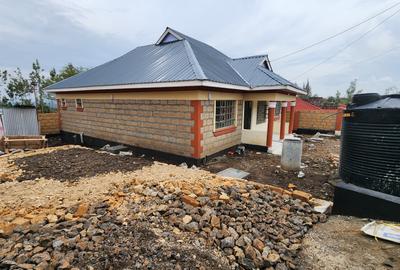 3 Bed House with En Suite at Oloika - 2