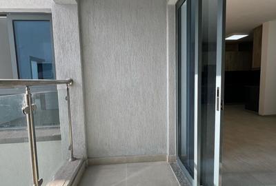 2 Bed Apartment with En Suite in Lavington