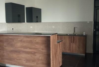 3 Bed Apartment with En Suite in Kilimani - 2