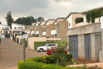 4 Bed Villa with En Suite in Kiambu Road