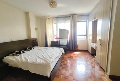 3 Bed Apartment with En Suite in Kilimani
