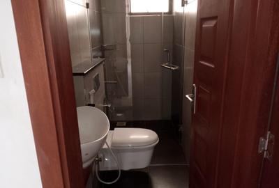 3 Bed Apartment with En Suite at Parklands - 2