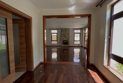 5 Bed Townhouse with En Suite at Njumbi Road - 3