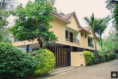 3 Bed House with En Suite in Karen