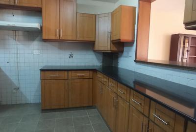 5 Bed Townhouse with Staff Quarters in Lavington - 2