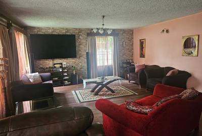 4 Bed Townhouse with En Suite in Lavington - 3