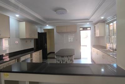 4 Bed Villa with En Suite in Ruiru - 3