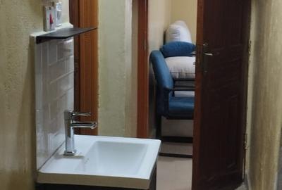 4 Bed Apartment with En Suite in General Mathenge - 2