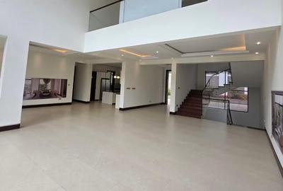 6 Bed Villa with En Suite in Kitisuru - 4