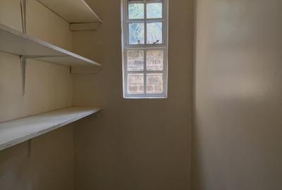5 Bed Townhouse with En Suite at Lavington Green - 3
