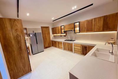 Serviced 3 Bed Apartment with En Suite at Mt Kenya Road