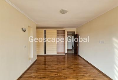4 Bed Townhouse with En Suite in Runda - 2