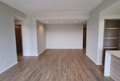 3 Bed Apartment with En Suite at Red Hill Road - 4