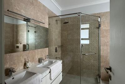 4 Bed Townhouse with En Suite in Runda - 4