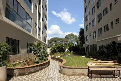 4 Bed Apartment with En Suite in Kilimani
