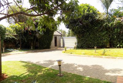 7 Bed Villa with En Suite in Kiambu Road - 2