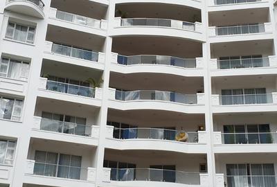 3 Bed Apartment with En Suite at City Park Drive