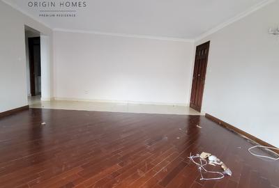 2 Bed Apartment with En Suite at Lavington