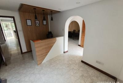 Office with Service Charge Included in Kileleshwa - 2