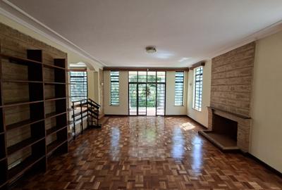 5 Bed Townhouse with En Suite at Nyari/Rossyln - 4