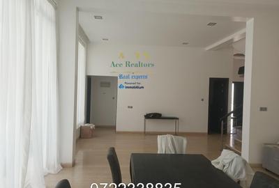 4 Bed Villa with En Suite at Spring Valley - 3