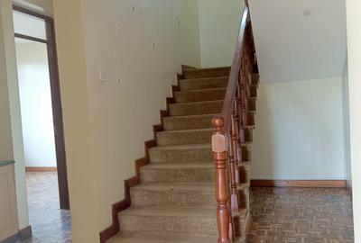 4 Bed House with Staff Quarters in Kitisuru
