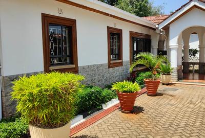 2 Bed House with Swimming Pool at Bogani