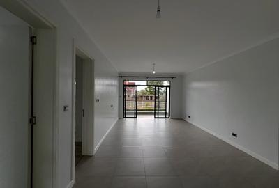 5 Bed Villa with En Suite in Runda - 4