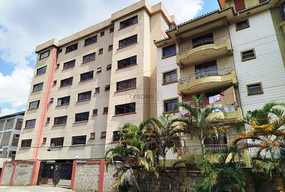 3 Bed Apartment with En Suite in Westlands Area