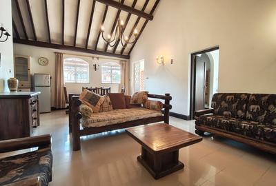 2 Bed Apartment with En Suite in Lavington