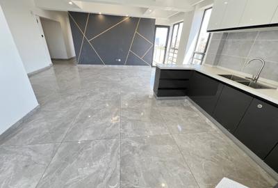 2 Bed Apartment with En Suite in Lavington - 2