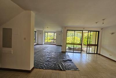 4 Bed Townhouse with En Suite in Runda - 3