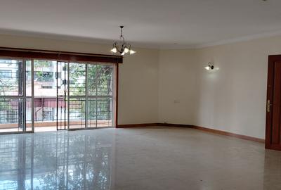 3 Bed Apartment with En Suite in Westlands Area - 2