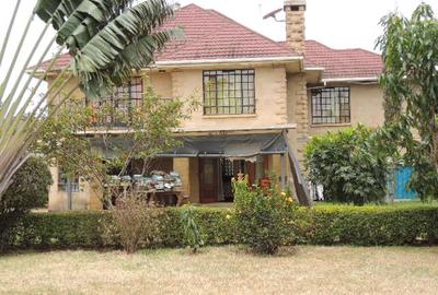 5 Bed Townhouse with En Suite at Karen Plains