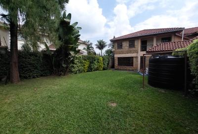 4 Bed House with En Suite at Runda Road