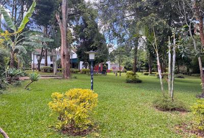 7 Bed House with En Suite in Runda