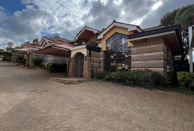 4 Bed Townhouse with En Suite at Lavington