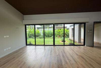 3 Bed Townhouse with En Suite in Runda - 2