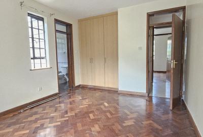 5 Bed Townhouse with En Suite in Karen