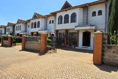 4 Bed Townhouse with En Suite at Rhapta Road - 3