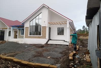 3 Bed House with En Suite at Olkeri - 3