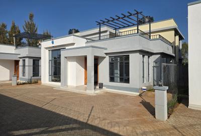 4 Bed Townhouse with En Suite at Thikaroad - 2