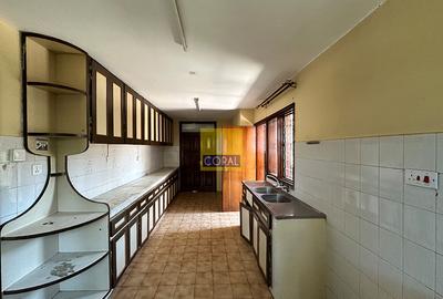 5 Bed House in Kilimani - 2