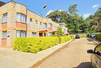 4 Bed Townhouse with En Suite at Off Convent Drive