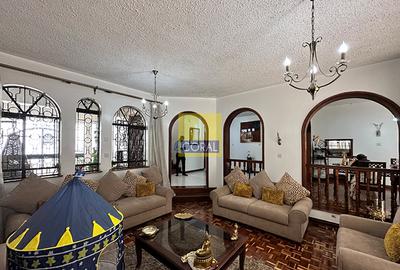5 Bed Townhouse in Rhapta Road
