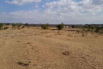 Land in Isinya - 3