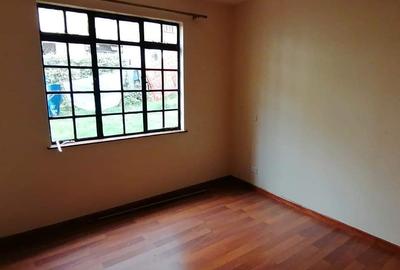 3 Bed Apartment with En Suite at Fourways