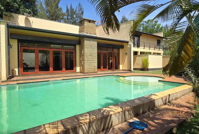 4 Bed House with En Suite at Runda Road - 2